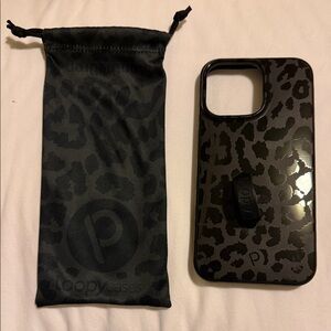 Loopy Case Black Leopard (Righty) IPhone 15 Pro Max